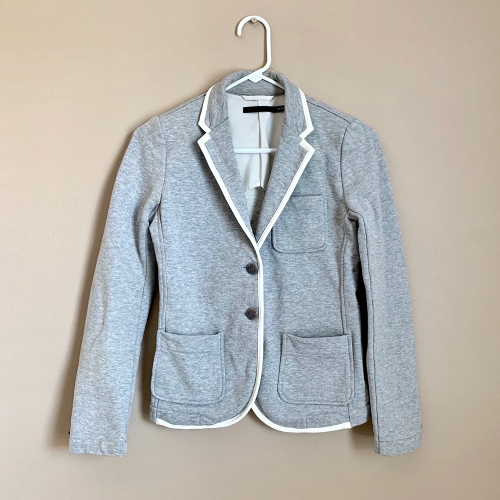 Uniqlo Gray Knit Blazer with Cream Piping